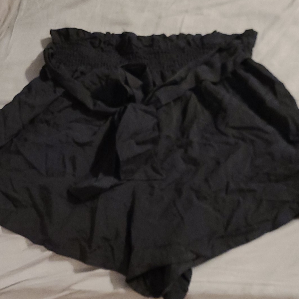Black Shorts with Bow
